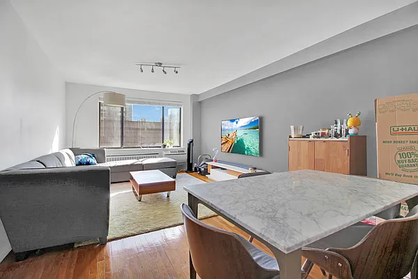 Rented by Compass | media 15