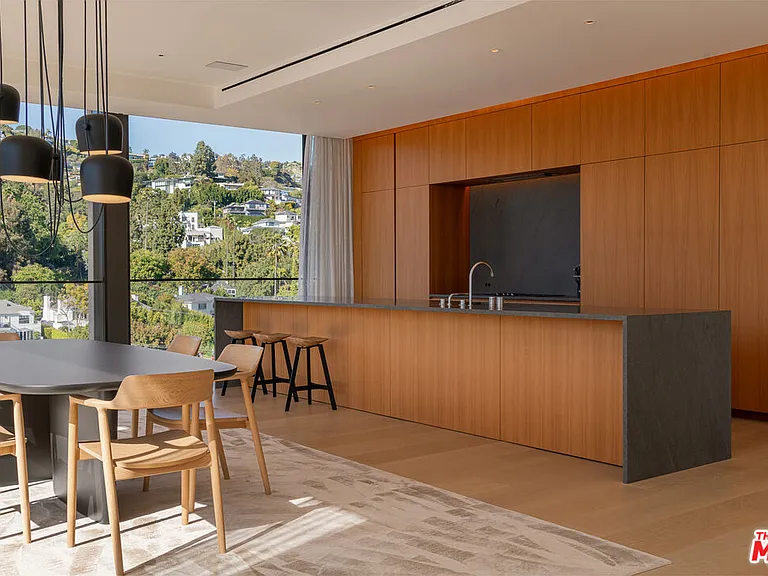 9040 W Sunset Blvd #1001 — Photo 3