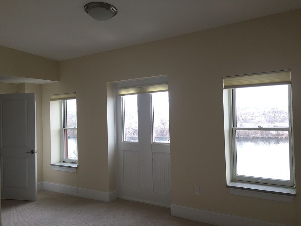 1st image of 275 River St APT 4A