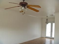 2nd image of 1002 Hoby