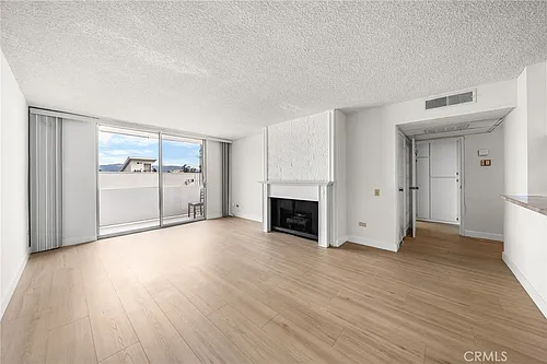 421 S La Fayette Park Pl Photo 1