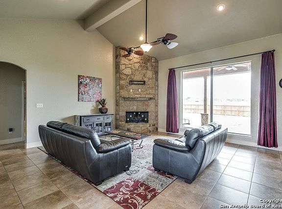 5th image of 192 Abrego Lake Dr