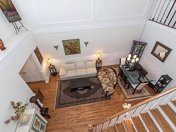 5th image of 9 Briar Ridge Dr