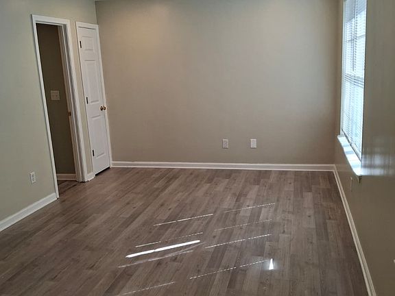 5th image of 6953 Gallant Cir SE