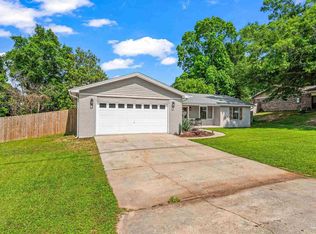 4684 Evelyn St, Pace, FL 32571