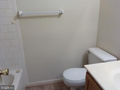 2nd image of 5724 Springfish Pl