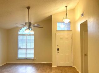 4324 Allegro Ln, Grand Prairie, TX 75052