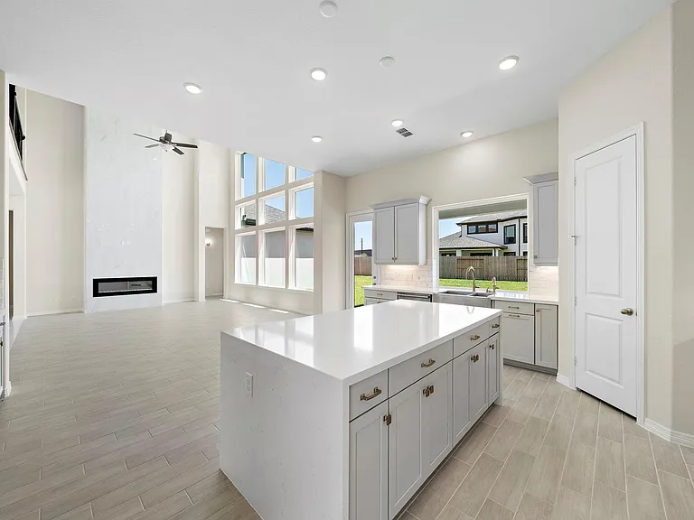 9806 Oakwood Trl — Photo 9