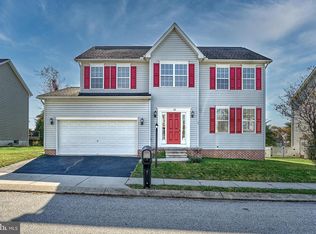 13 Sycamore Ct, Littlestown, PA 17340