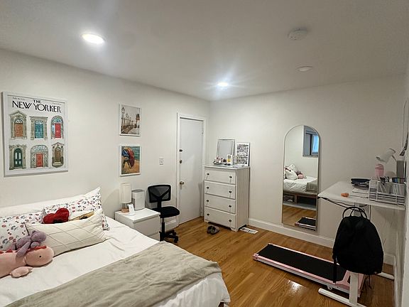 3rd image of 2574 Massachusetts Ave #4