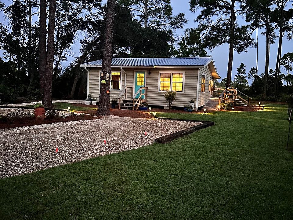 1st image of 40 Lakeview Dr