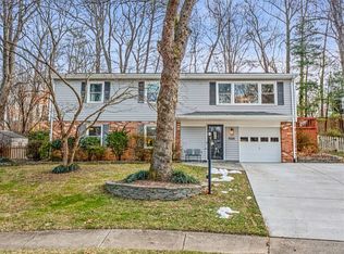 9210 Capricorn Ct, Burke, VA 22015