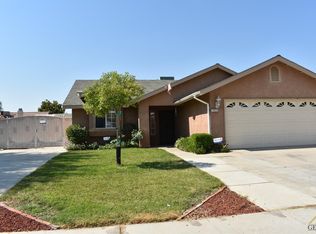 1922 Spring Ave, Delano, CA 93215