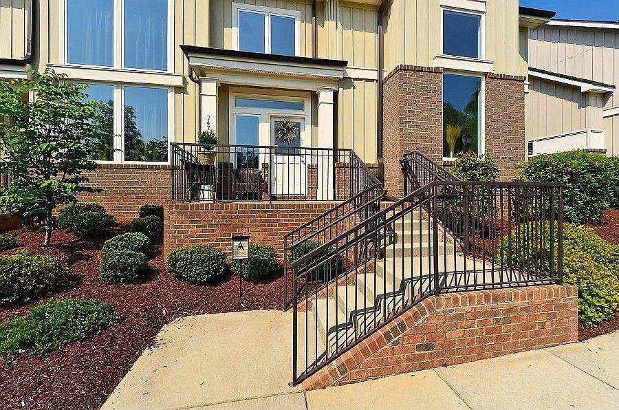 2nd image of 769 Jetton St