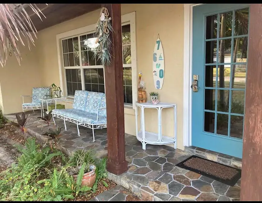 7609 Senrab Dr — Photo 3
