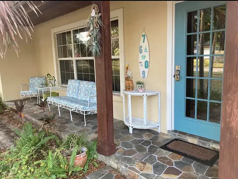 7609 Senrab Dr — Photo 3