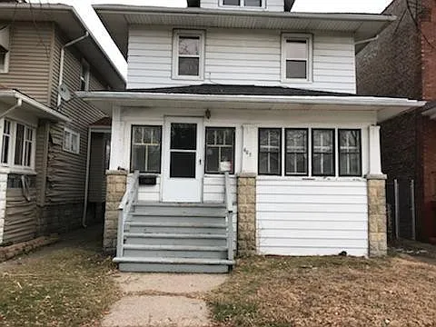 607 Ingraham Ave photo 1