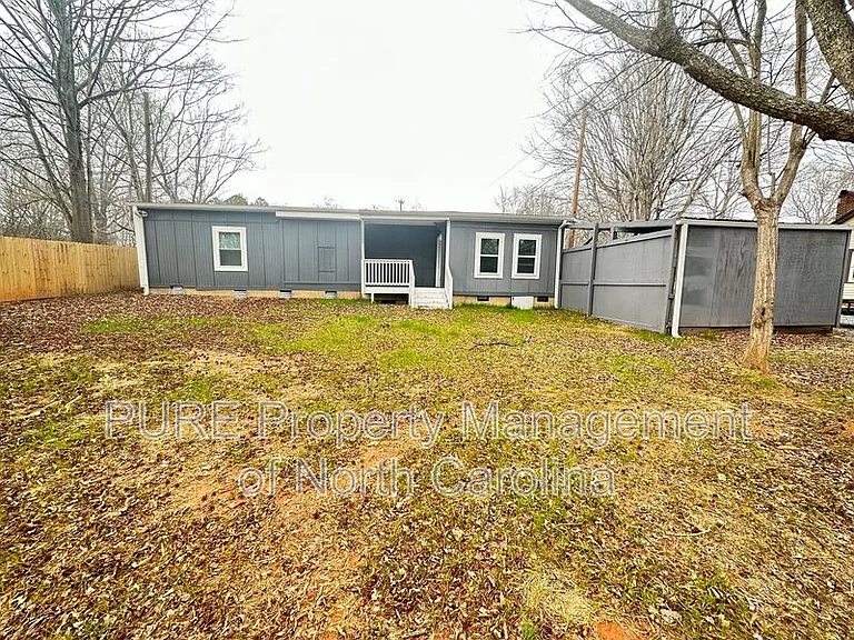 3345 E Ridge Rd — Photo 38