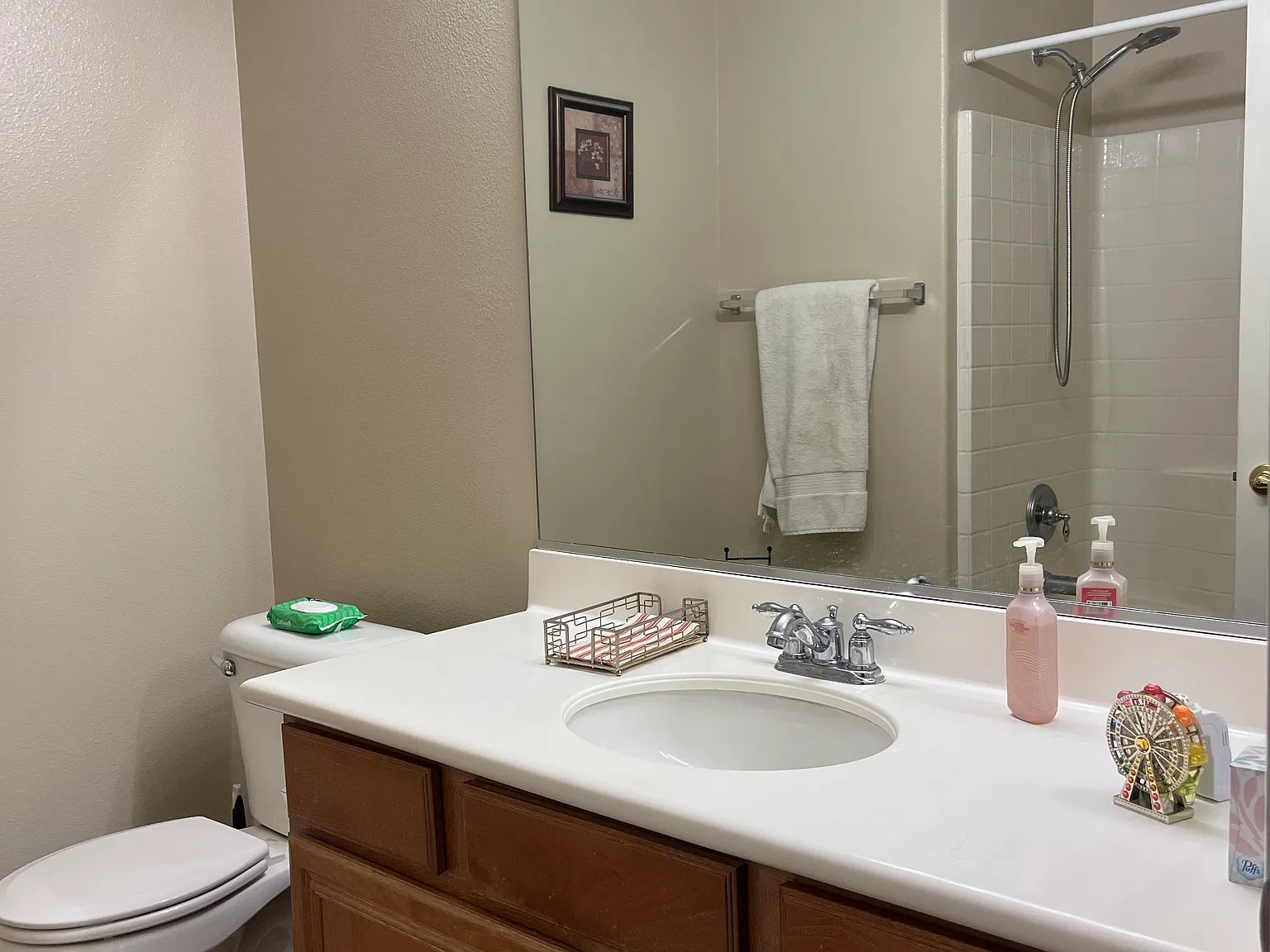 3 bed, 2165 sqft, $1,300 — Photo 3
