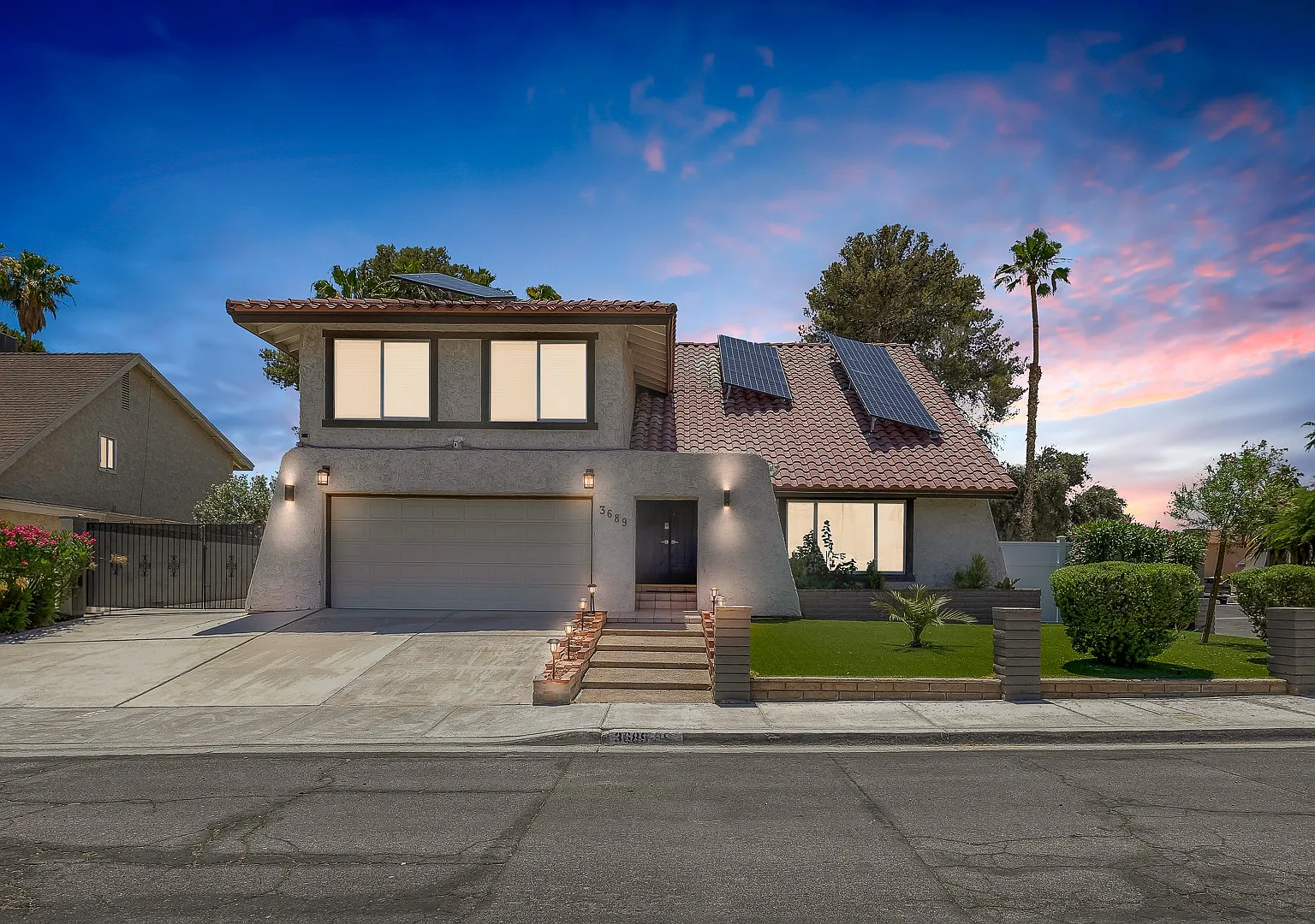 5 bed, 2.5 bath, 2824 sqft, $3,300 — Photo 1