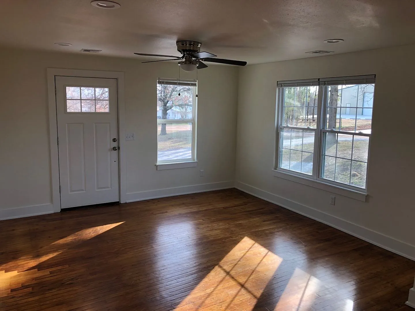 Newly Remodeled 3-Bedroom Home Available October 1 — Photo 4