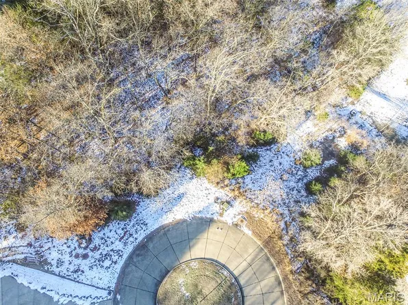 3 & 5 Broken Arrow Ct, Eureka, MO 63025