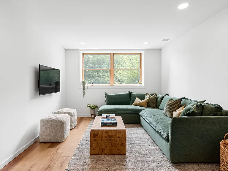 4 S Gibson Pl — Photo 16