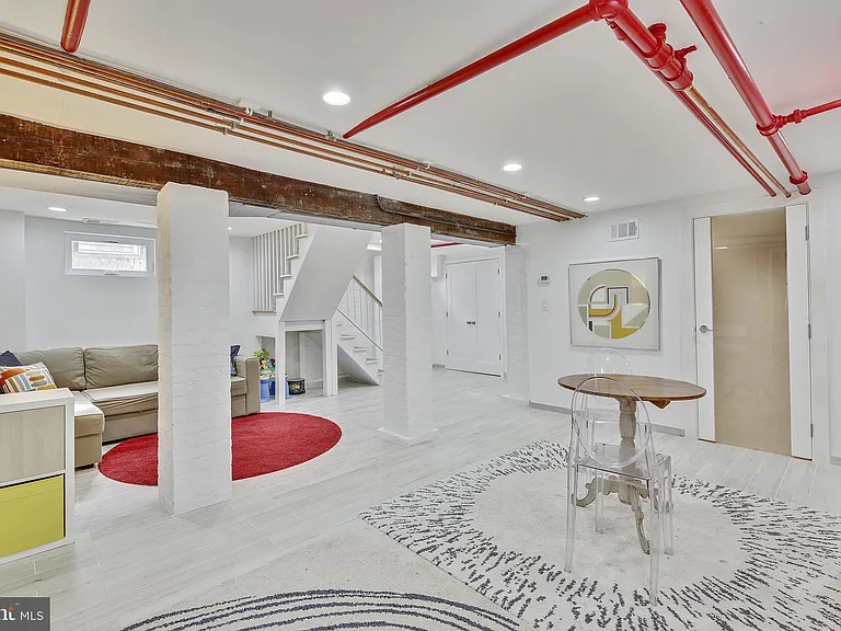 3515 Bradley Ln — Photo 22