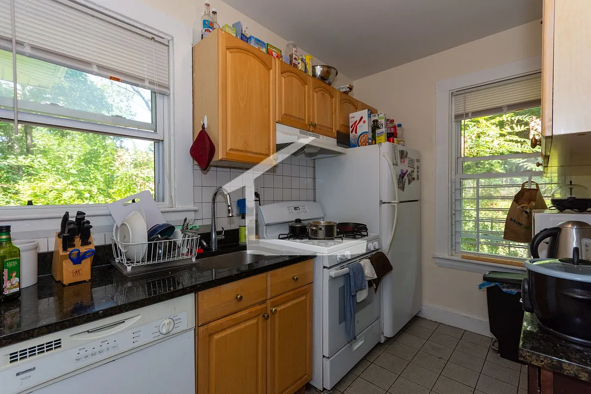 Building Photo - 1793 Commonwealth Ave #3