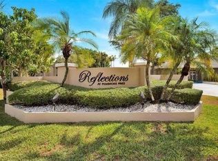 2001 NW 96th Ter, Pembroke Pines, FL 33024