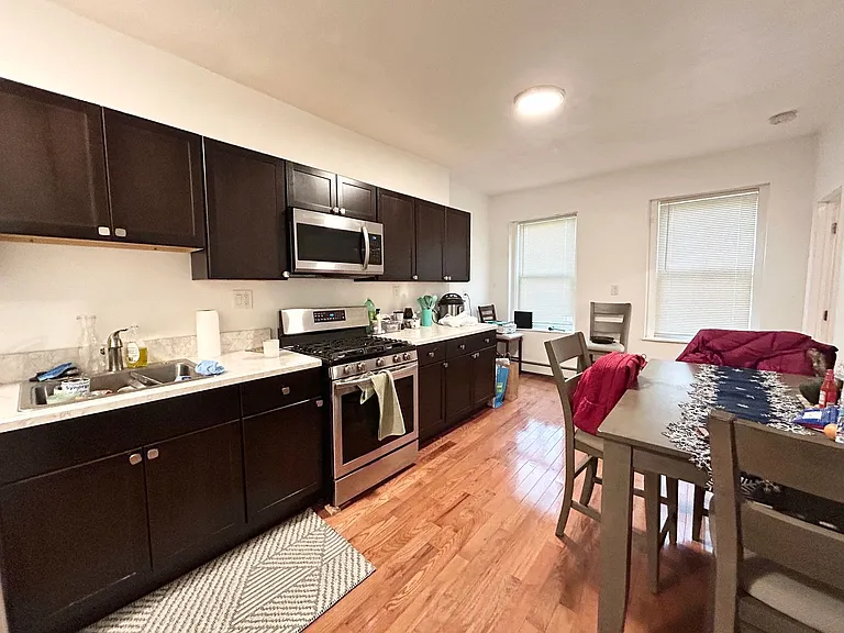 42 Hammond St #A3 — Photo 6