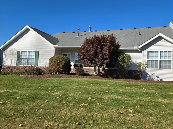 9381 Hickory Ridge Dr, Streetsboro, OH 44241