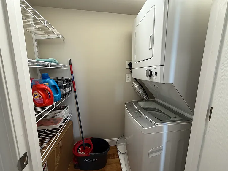 841 Parker St #306 — Photo 11