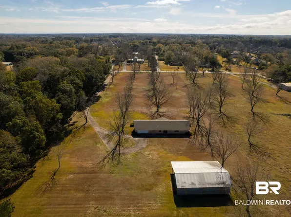 9575 Mosley Rd, Fairhope, AL 36532