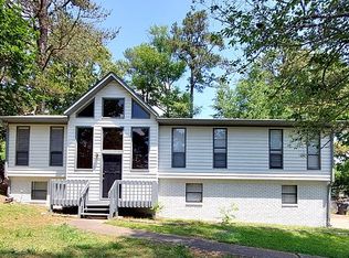 818 Torrey Pines Cir, Birmingham, AL 35215
