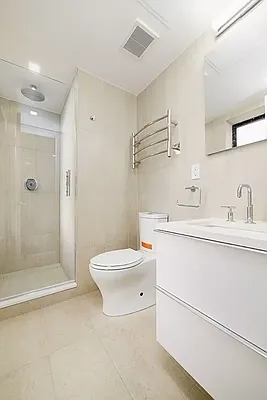 Rented by REAL New York | media 105