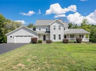 11 Aristocrat Cir, Spencerport, NY 14559