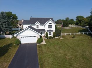 8136 Old Mill Rd, Frankfort, IL 60423