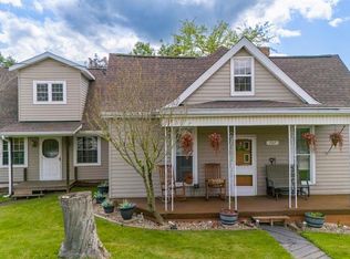 727 Fairmont Pike Rd, Wheeling, WV 26003