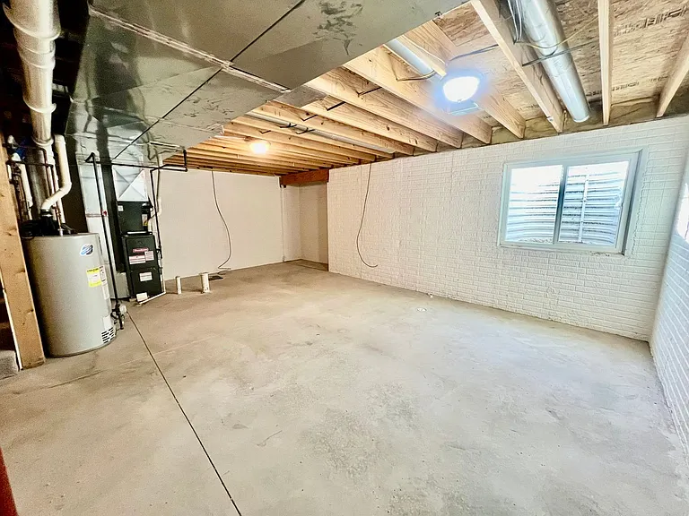 1002-1008 Airport Road — Photo 13