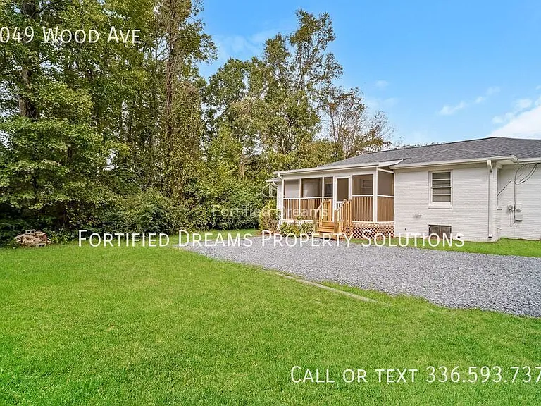 4049 Wood Ave — Photo 4