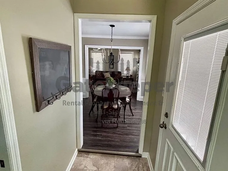 4787 Hendrix Dr — Photo 10