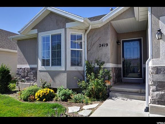 3rd image of 2419 N Orchard Way
