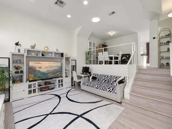 12613 El Camino Real Unit B, San Diego, CA 92130