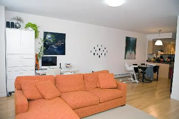 Rented by Corcoran | media 18