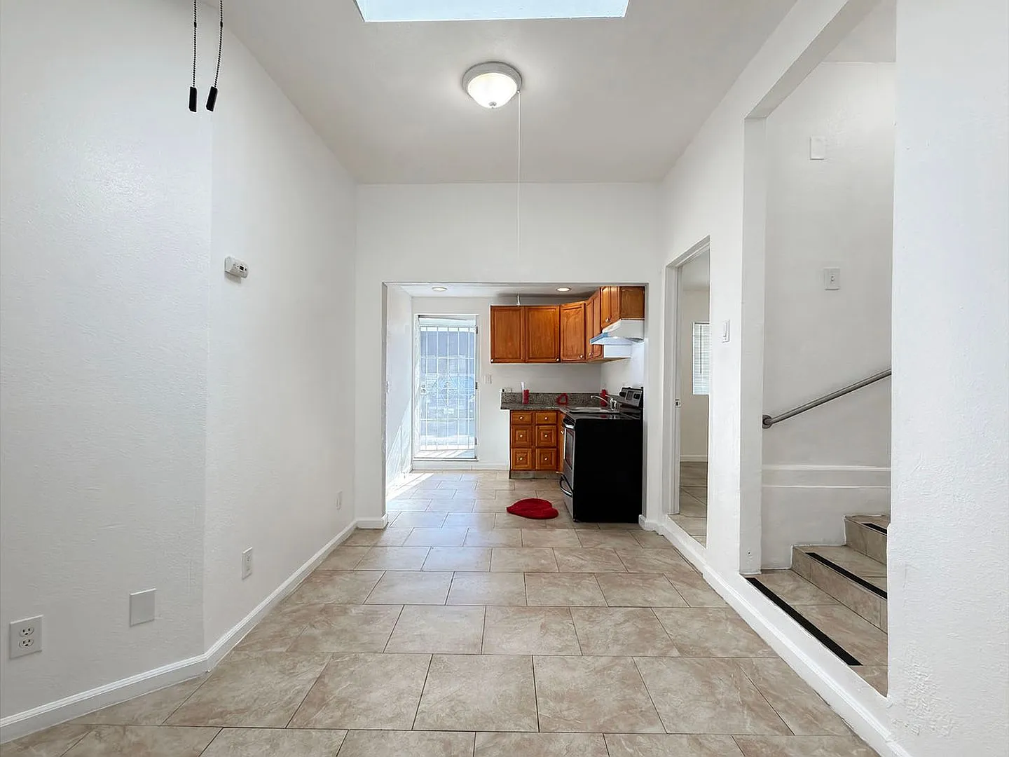 CA2657 — Photo 2