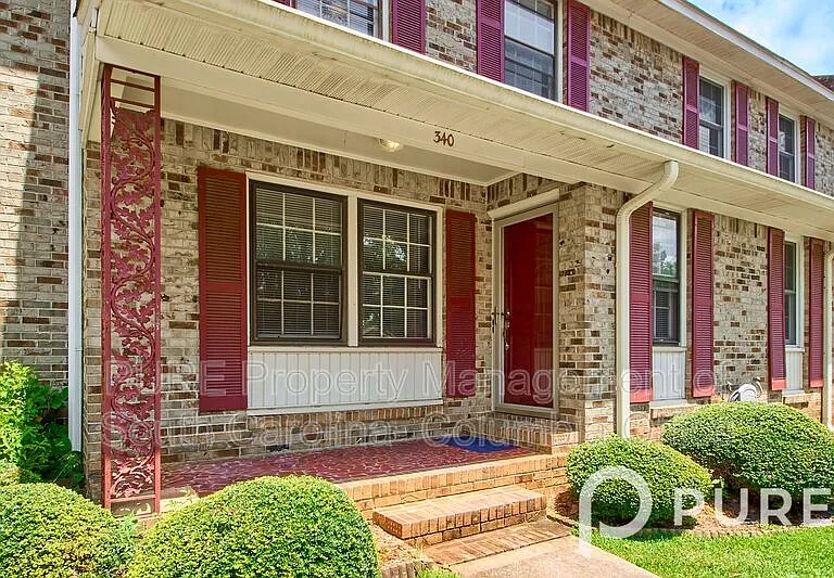 340 Rutledge Pl — Photo 1
