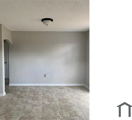 612 SW 6th St #1 — Photo 9