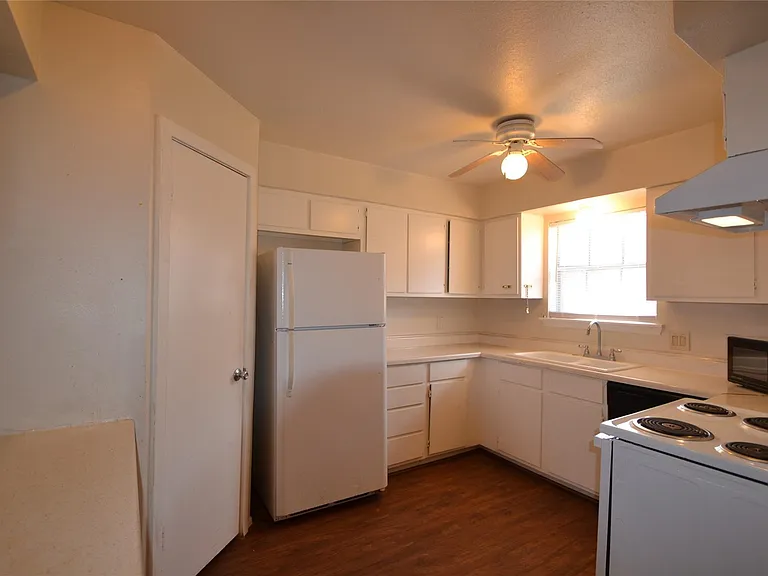 9200 W Bellfort Ave #79 — Photo 15