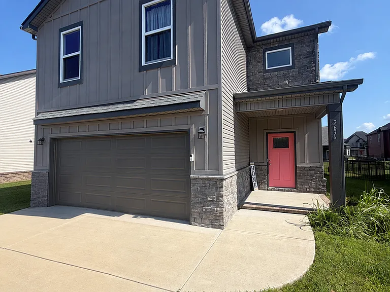 2636 Rafiki Dr — Photo 1